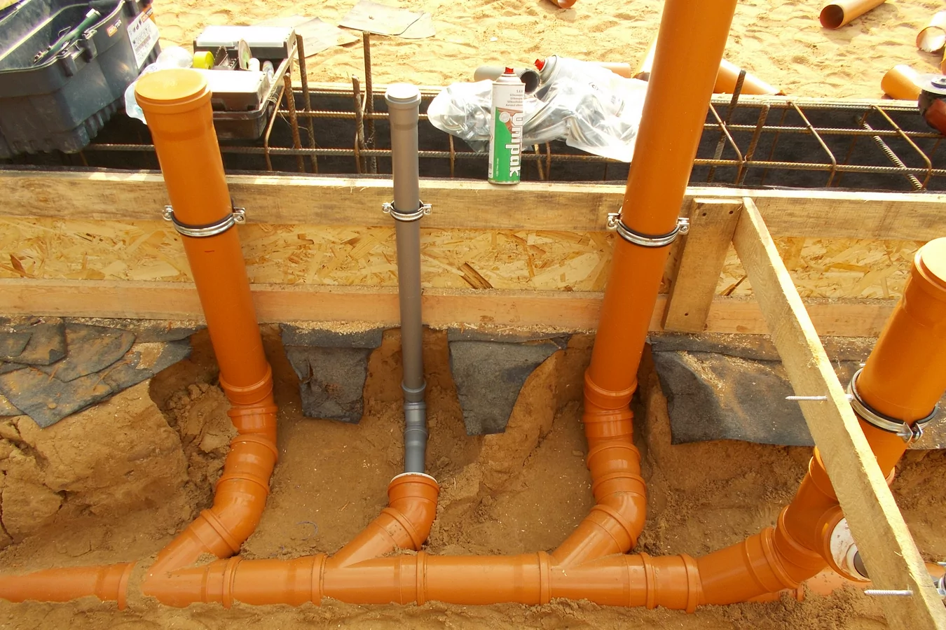 Напорные трубы для канализационных систем. виды и характеристики