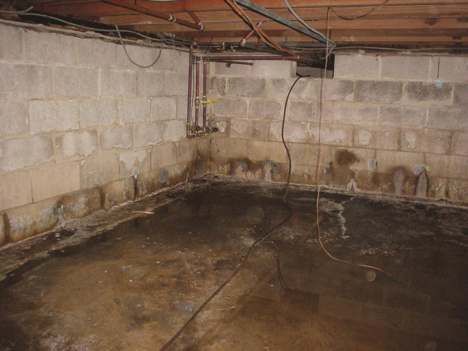 Грунтовые воды в подвале: что делать, как избавиться в гараже, частном, многоквартирном доме, как устранить, осушить и предотвратить