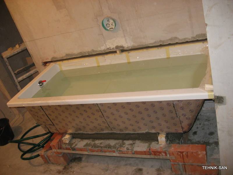 Шумоизоляция ванны — устранение недостатка стальной емкости