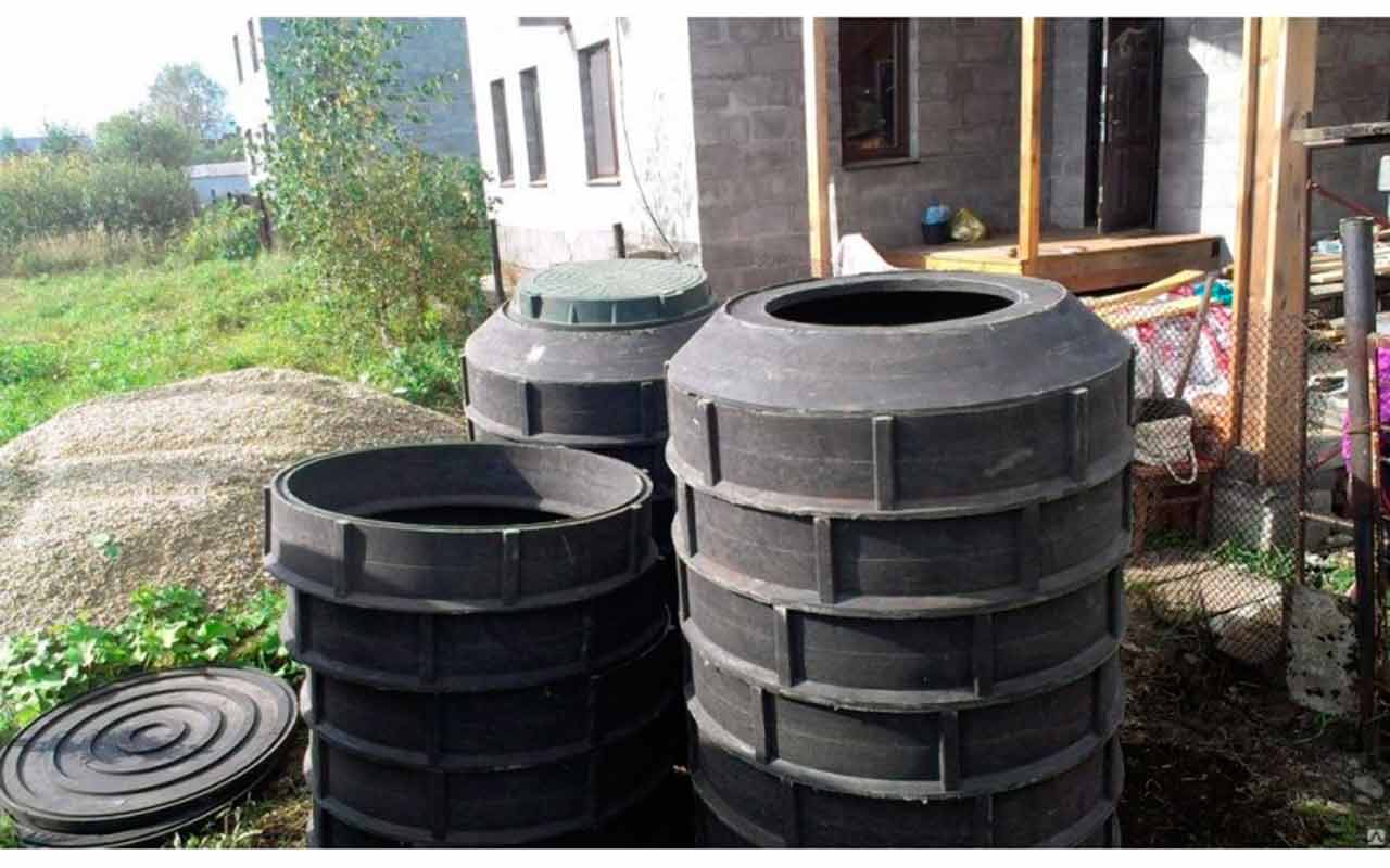 Выгребная яма из бетонных колец – тонкости возведения 2 вариантов конструкций для разных объемов стоков