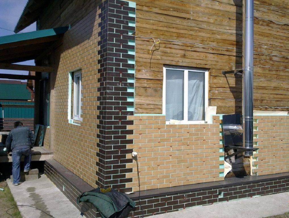 Чем обшить деревянный дом снаружи - выбираем материал