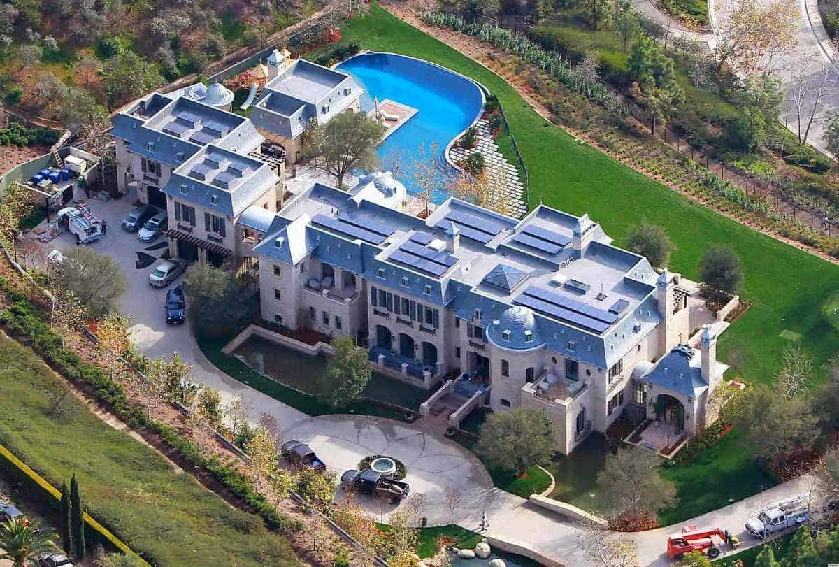 Как выглядит дом самого богатого человека в мире: экскурсия в мир роскоши