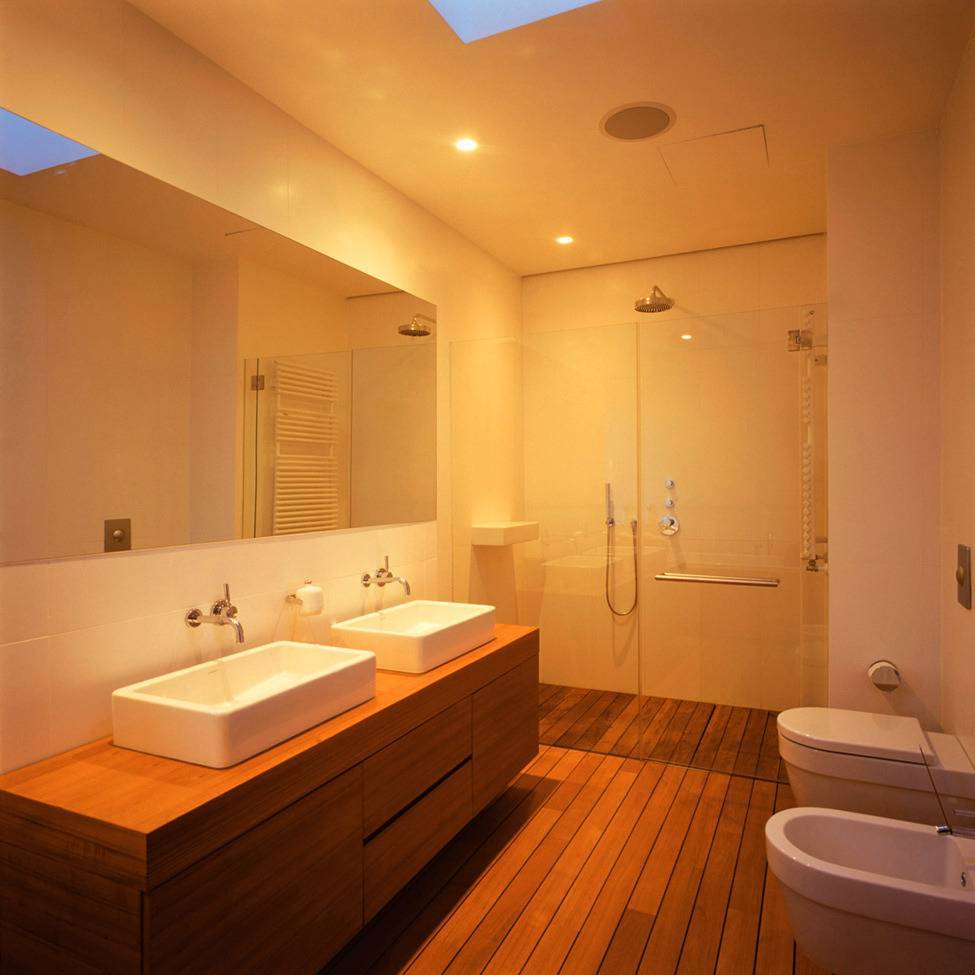 Освещение в ванной комнате: принцип организации, виды ламп, особенности монтажа подсветки