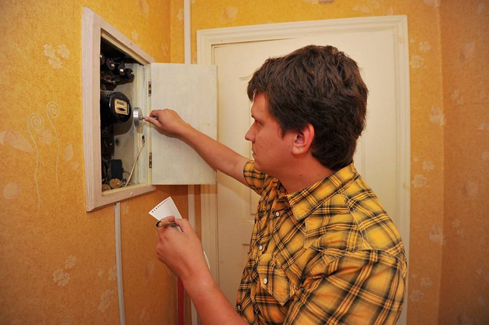 Замена счётчика электроэнергии в частном доме - причины, кто, когда и за чей счет это делает, требования, документы