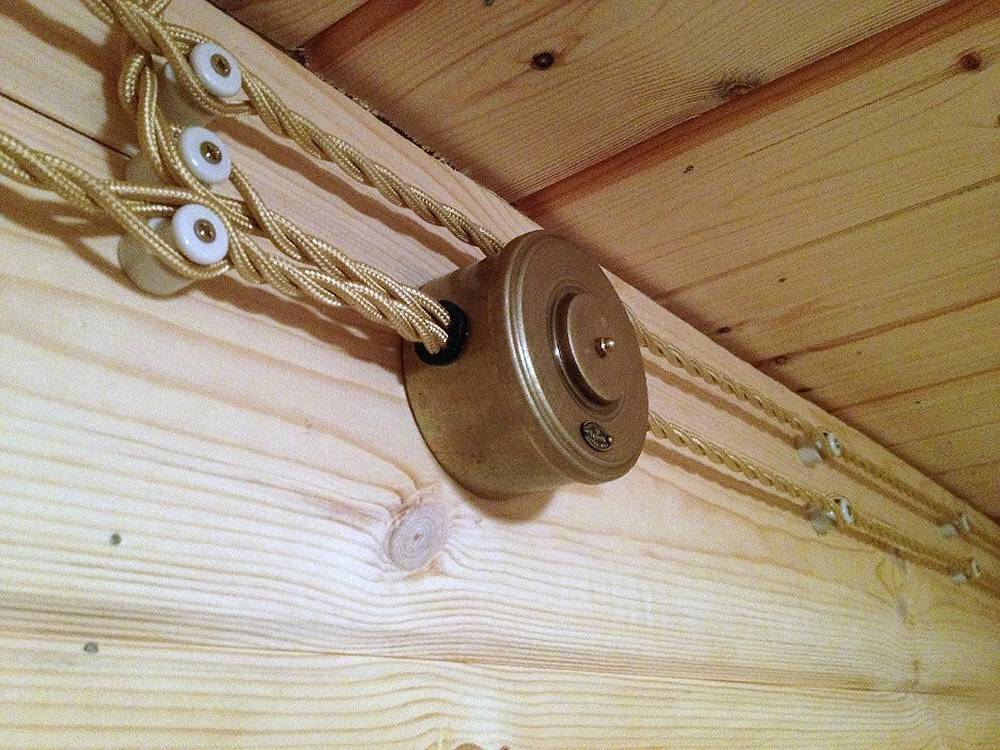 Ретро проводка: что это такое и особенности открытого монтажа в деревянных домах