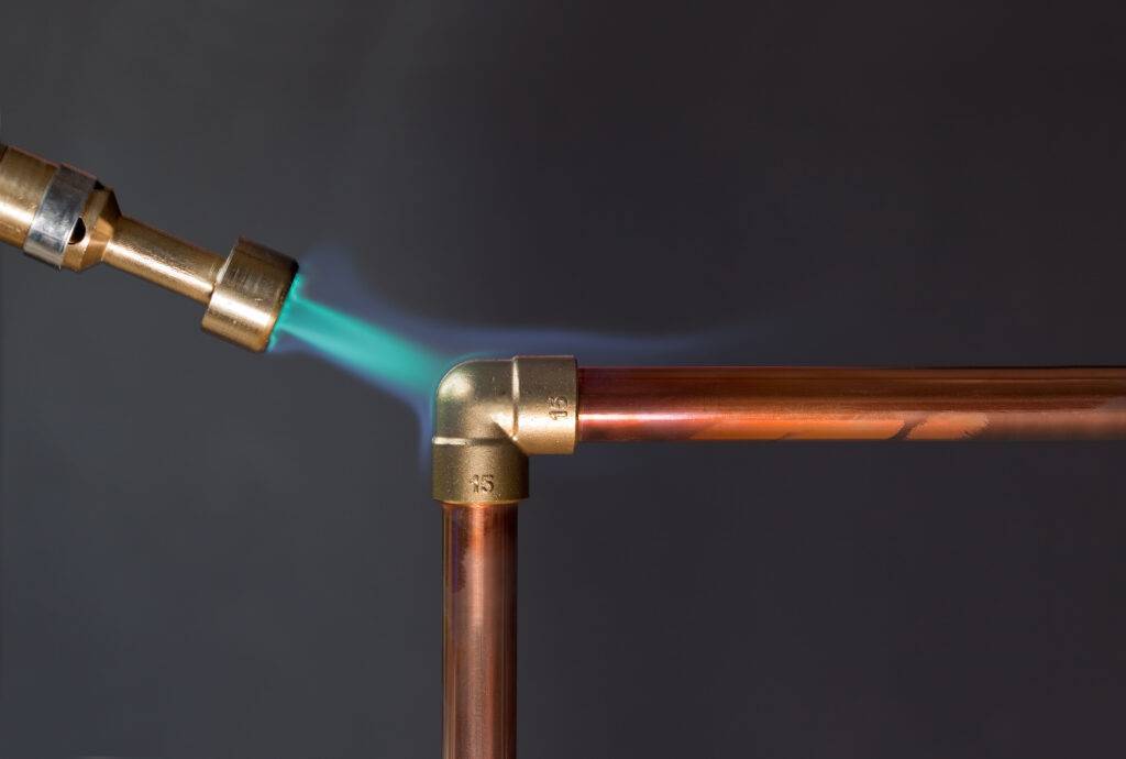 Пайка медных трубок газовой горелкой: технология, инструмент