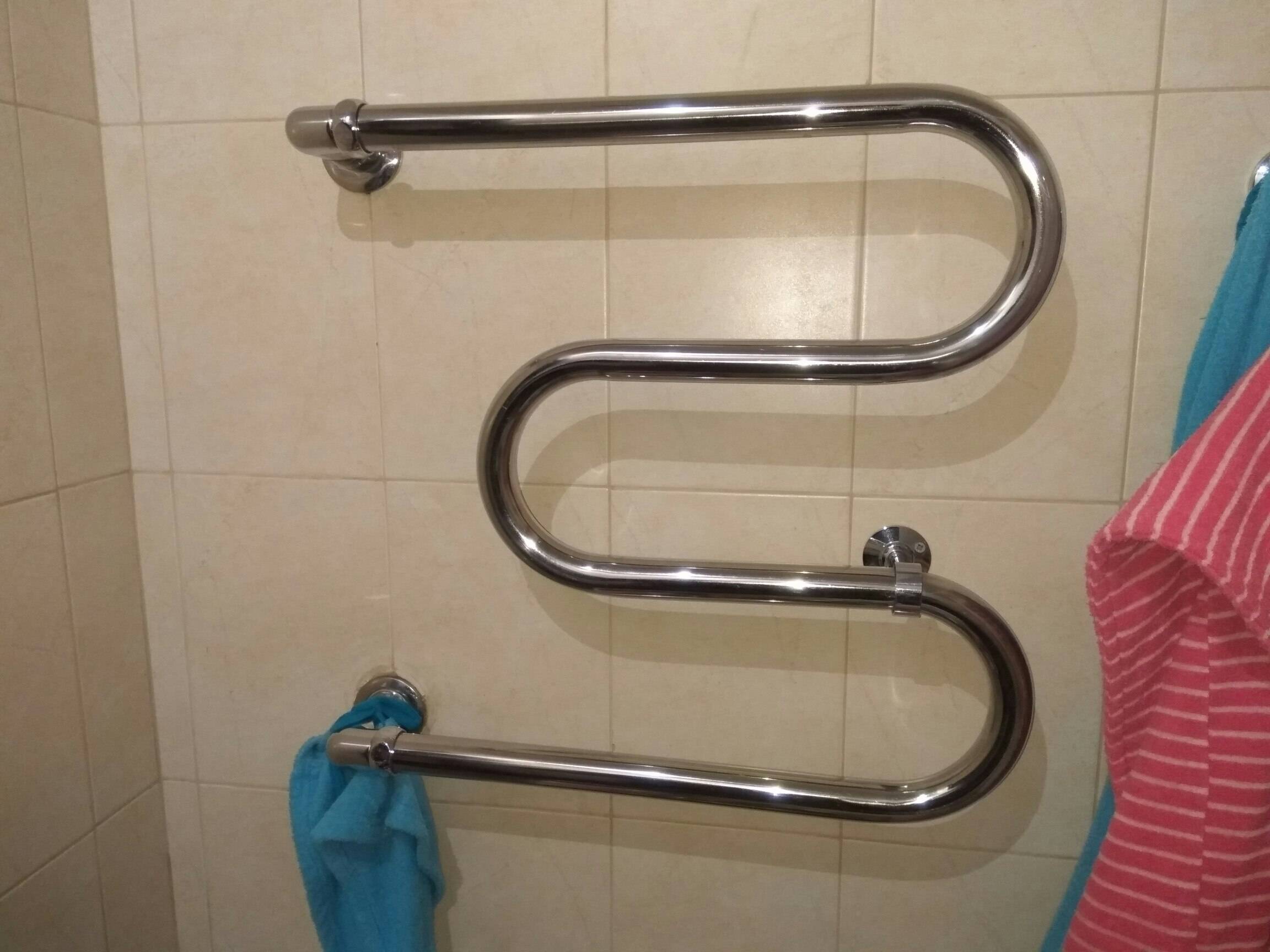 Как установить змеевик (полотенцесушитель) в ванну? виды змеевиков