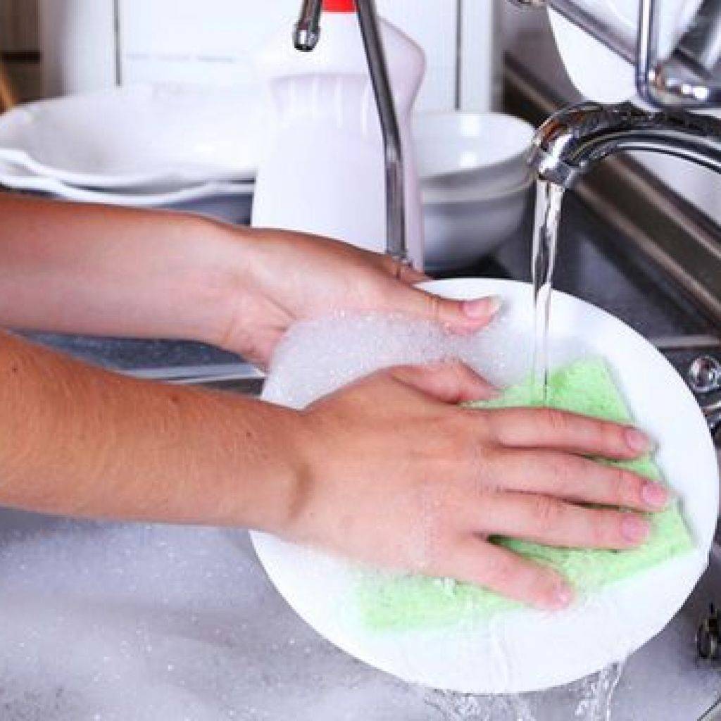 Действенное средство для мытья посуды своими руками