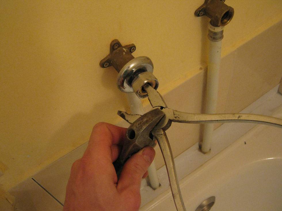 Замена смесителя: особенности самостоятельных работ | ремонт и дизайн ванной комнаты