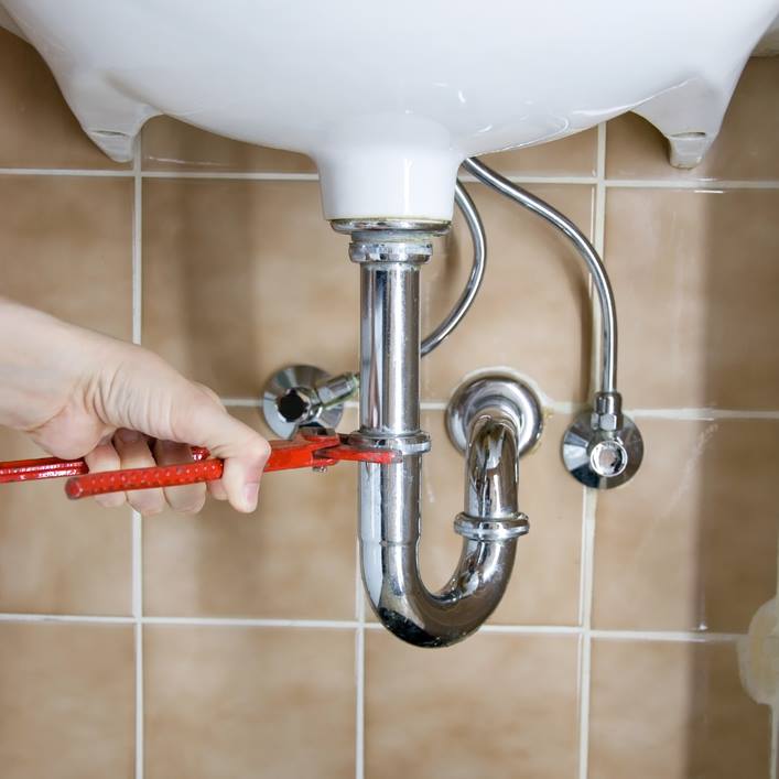 Запах канализации в ванной: какие причины и как устранить - гидканал