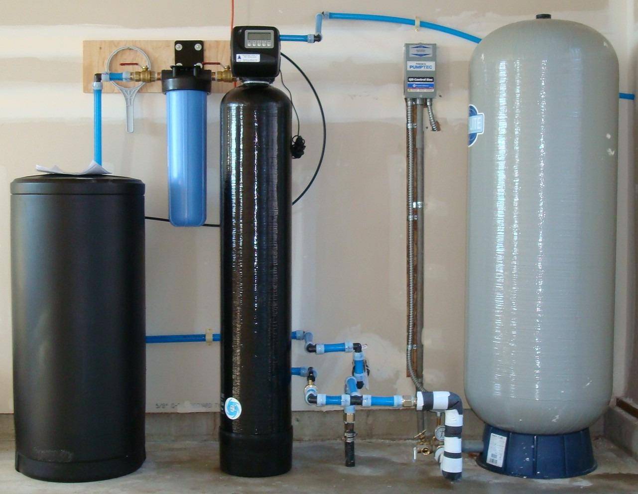 Фильтр для очистки воды: как выполнить обезжелезивание в скважине своими руками?