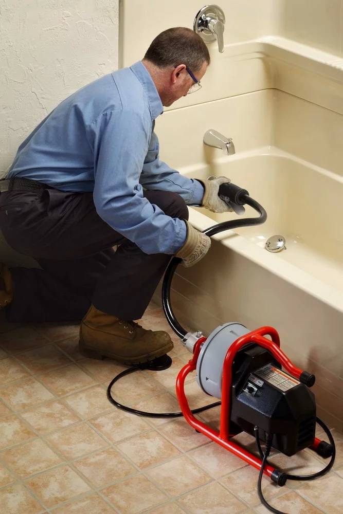 Как прочистить канализационные трубы в домашних условиях в квартире: инструкция +фото и видео