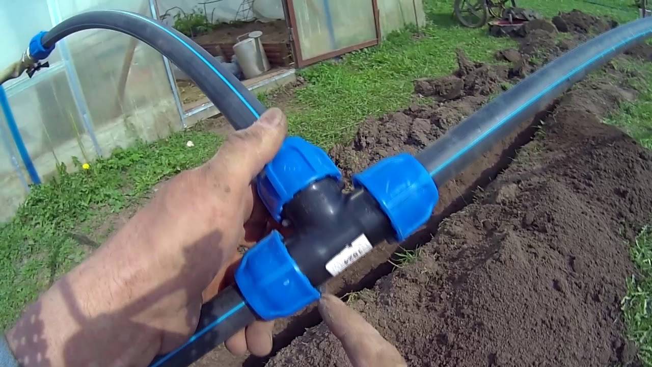 Прокладка водопровода в земле своими руками: правила и монтаж