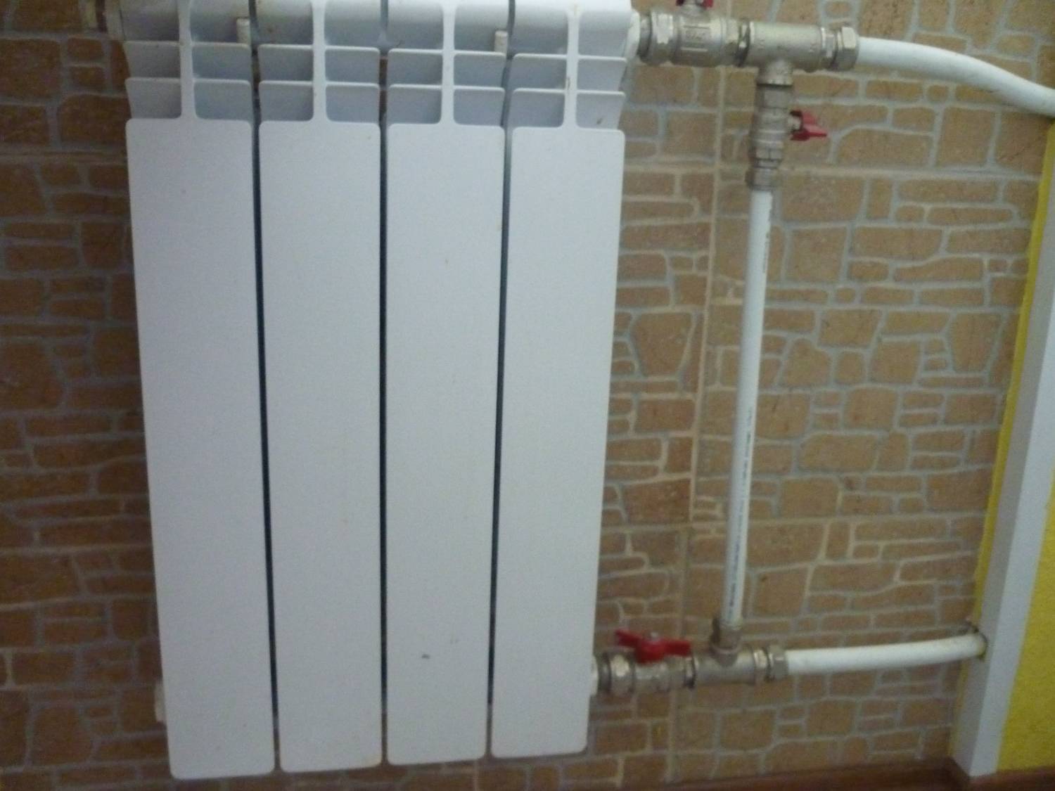 Краны для радиаторов отопления — какие лучше ставить