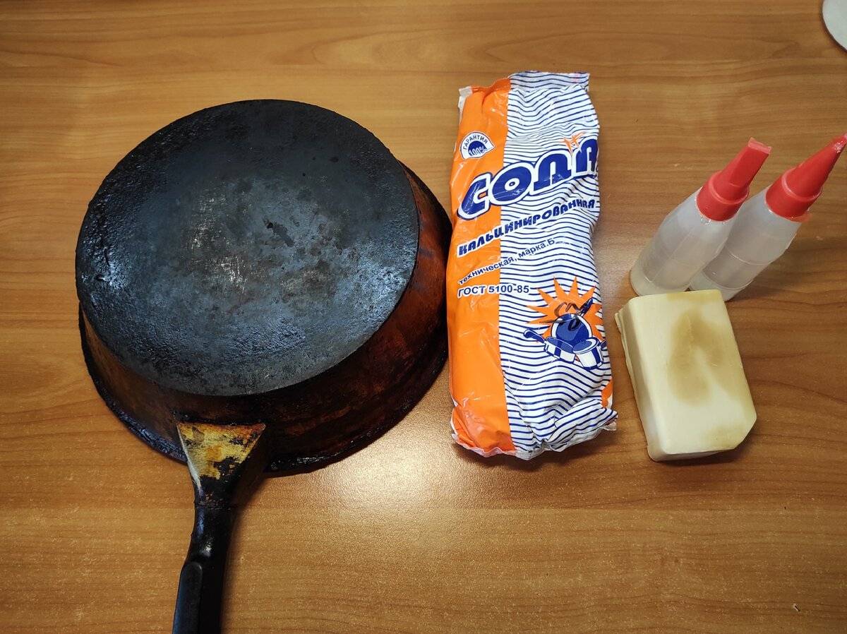 Советы опытных хозяек, как убрать нагар со сковороды снаружи в домашних условиях